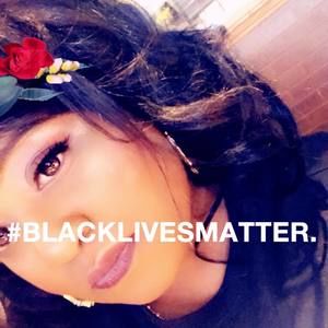 Meet your Posher, Lana